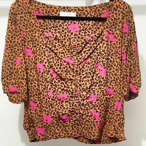 Flattering boutique blouse